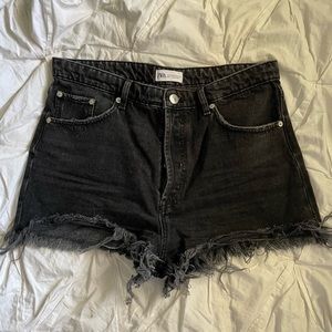 Zara black frayed hi rise denim shorts